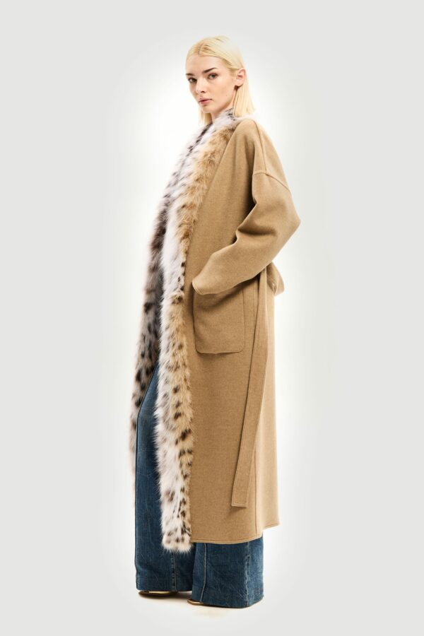 Double cachemire and lynx coat