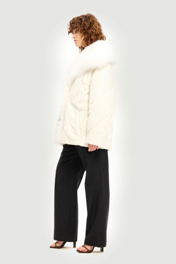 White cachemire down jacket