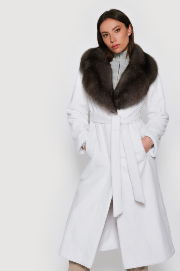 Coat in white mink and sable smoke